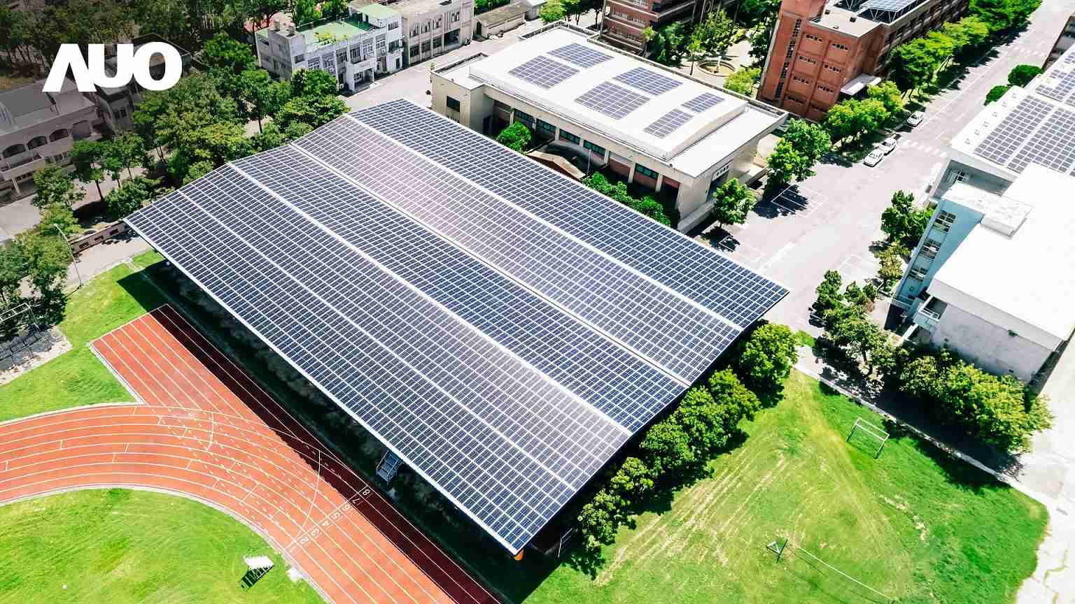 牛牛游戏SunSteel光电整合型浪板具备快速安装、、、、轻量化优势,,,可提升15%发电效能,,,,通过国际IEC与台湾VPC认证安全、、、防漏、、、、耐候标准